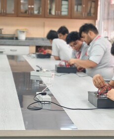 Physics Lab (9)