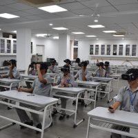 VR (4)